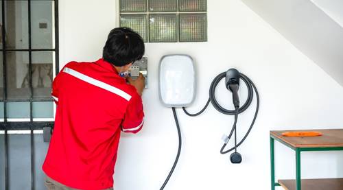 Carregadores Auto e Manutenção de Condomínios