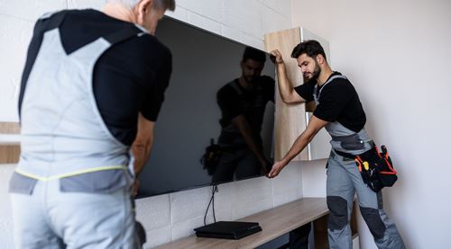 Instalações e Fixações à Parede